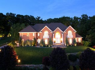 7 Oak Ridge Ct, West Harrison, NY 10604