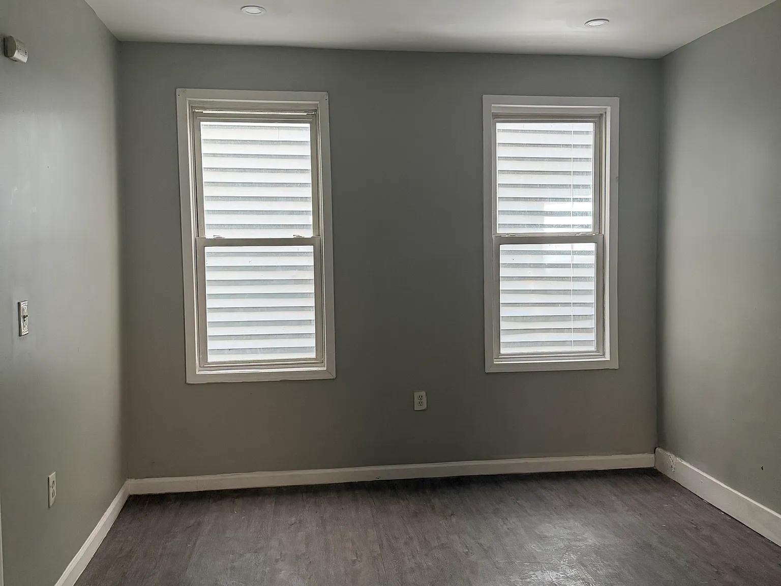 3 bed, 1250 sqft, $2,100 — Photo 4