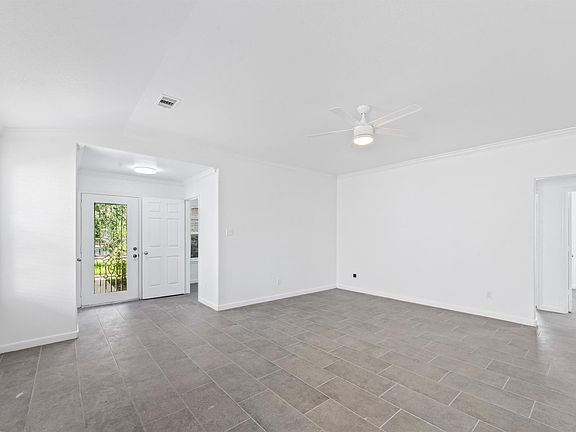 3rd image of 13112 Trail Manor Dr
