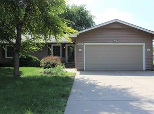 808 Pine Ct, McPherson, KS 67460