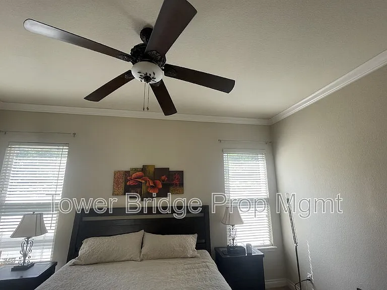 12040 Gold Pointe Ln — Photo 20
