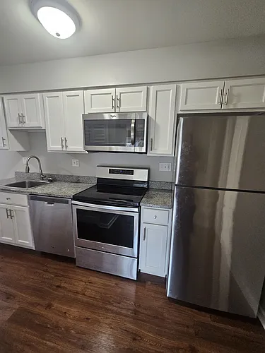 204 Cherry St Photo 1