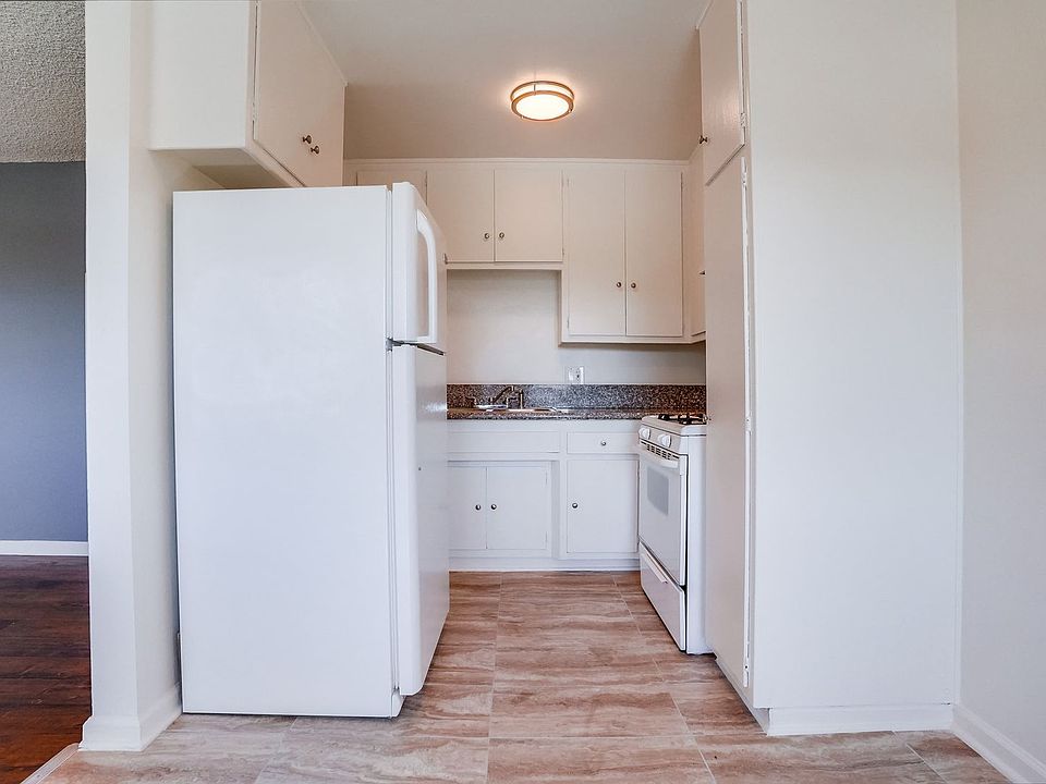1st image of 6107-6117 11th Ave #4