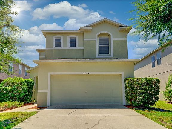 2nd image of 9131 Lantern Oak Way