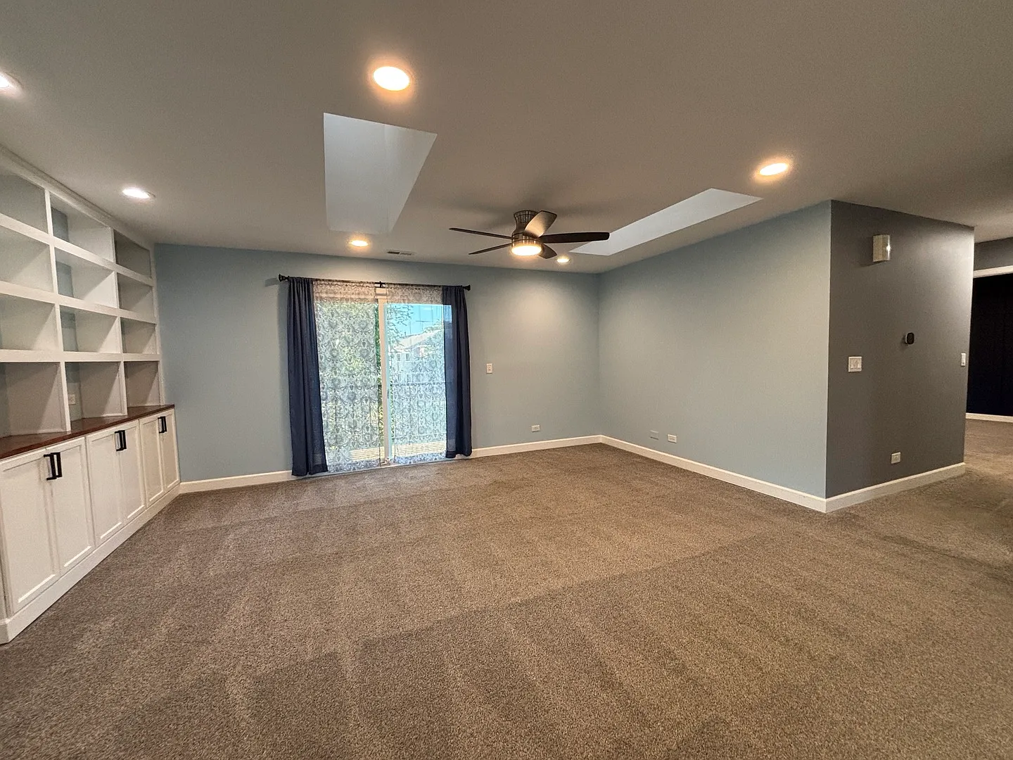 2 bed, 1200 sqft, $2,450 — Photo 3