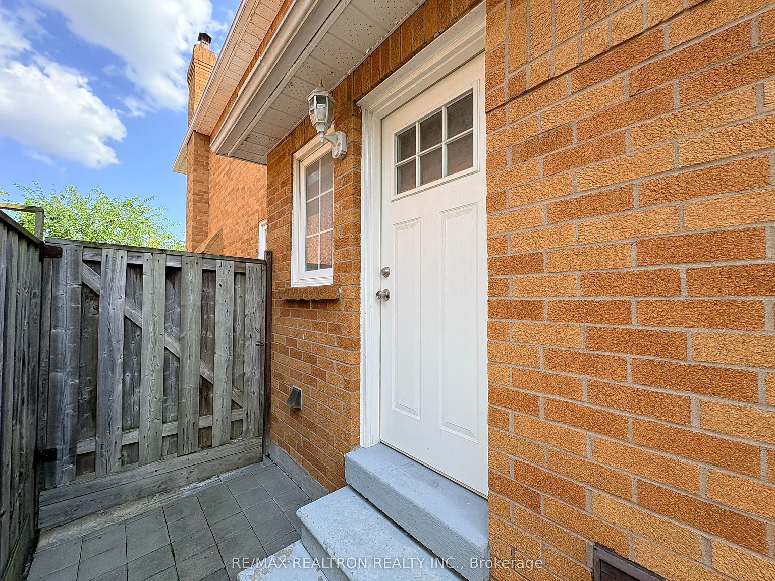 2 bed, $1,700 — Photo 3