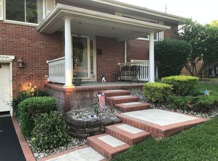 2803 17th Ave, Vienna, WV 26105