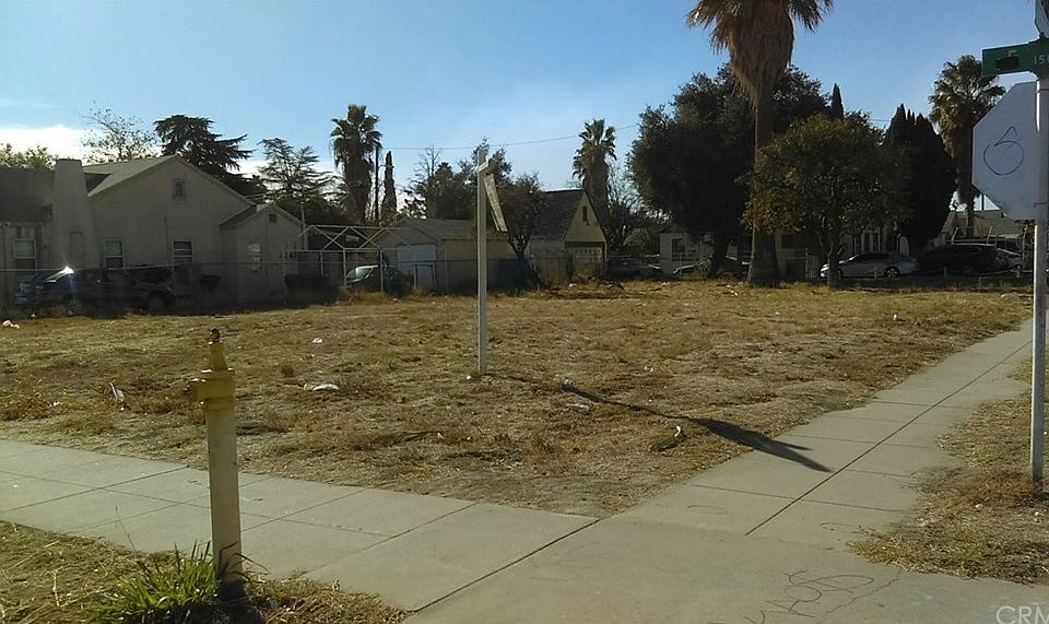 1st image of 623 W 16th St