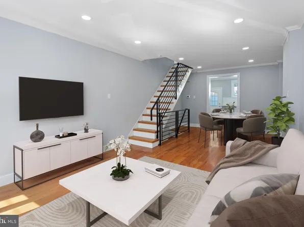 2222 S Clarion St, Philadelphia, PA 19148
