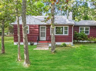 68 Shore Rd, Hampton Bays, NY 11946