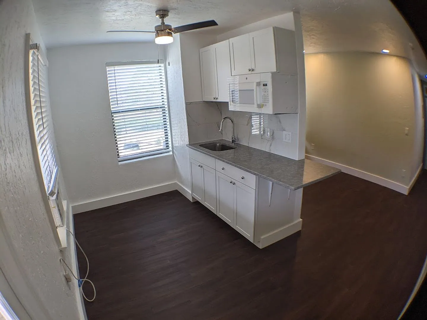 Adorable Rental in the Heart of Nokomis — Photo 2