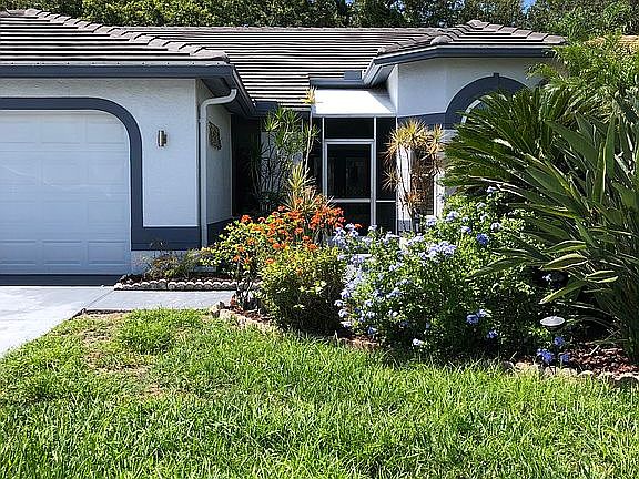 2nd image of 8144 Breton Cir
