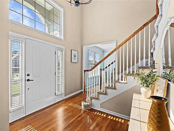 4th image of 5826 Woodstock St