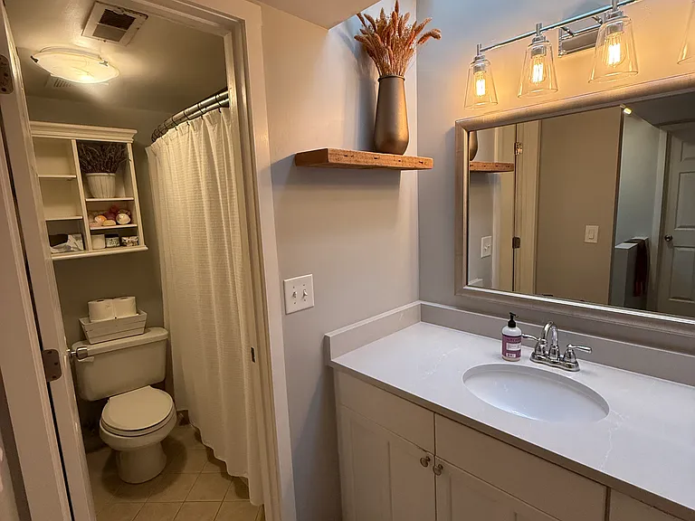 940 Gale Ln #129 — Photo 11
