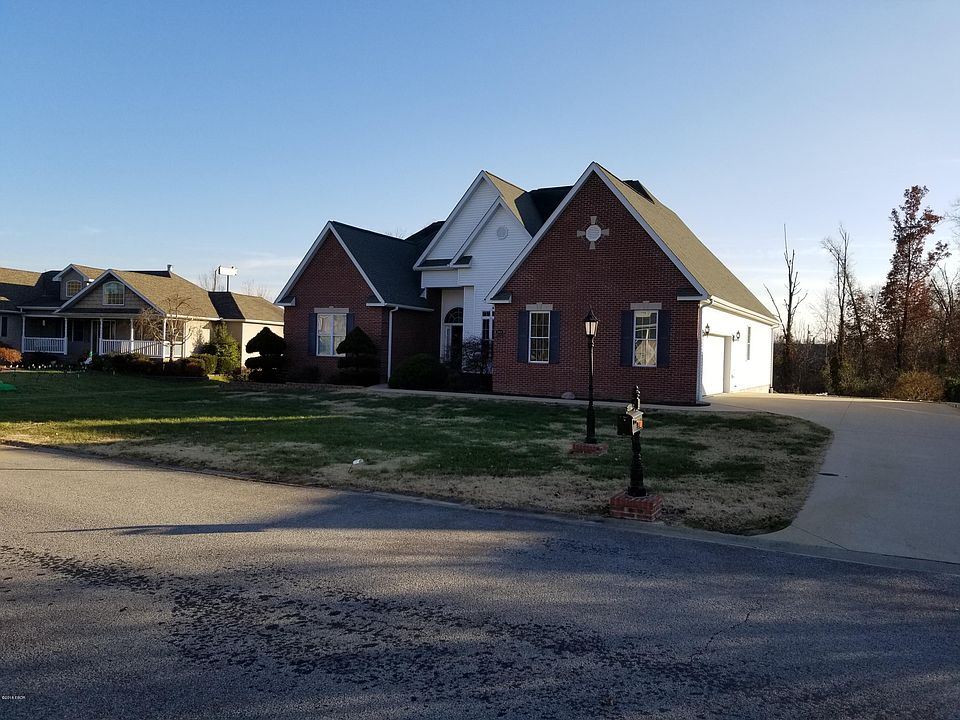 1st image of 303 Marcia Dr