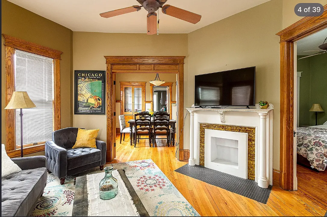 2 bed, 1250 sqft, $2,200 — Photo 2