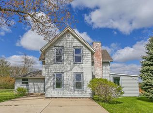 316 Old Sutton Rd, Barrington, IL 60010