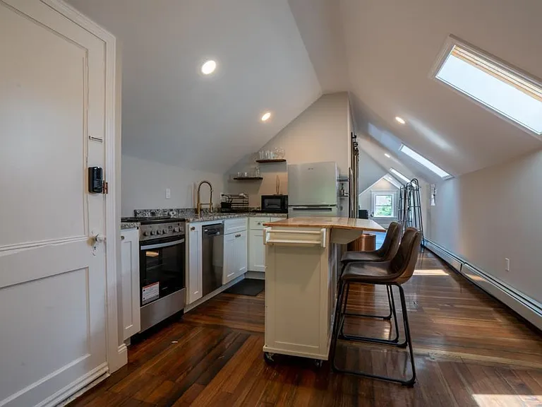 448 Pleasant Valley Pkwy #3 — Photo 11