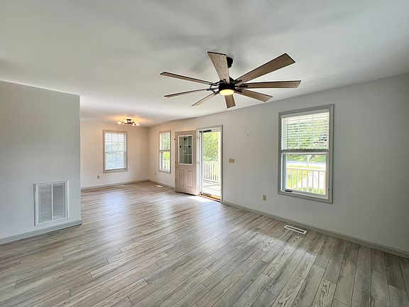 5th image of 130 Warren Haynes Dr