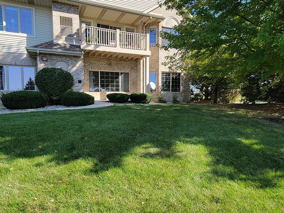 1517 Summerset Dr. Mount Pleasant WI