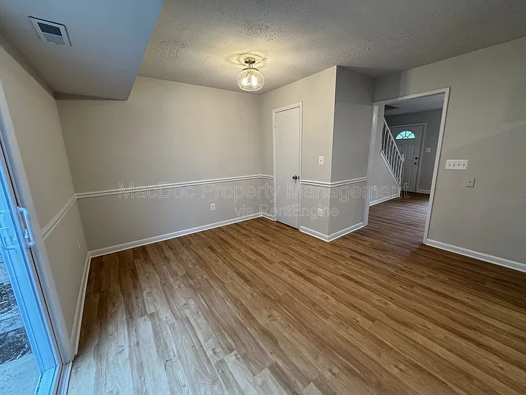 5140 Redbud Rd — Photo 6