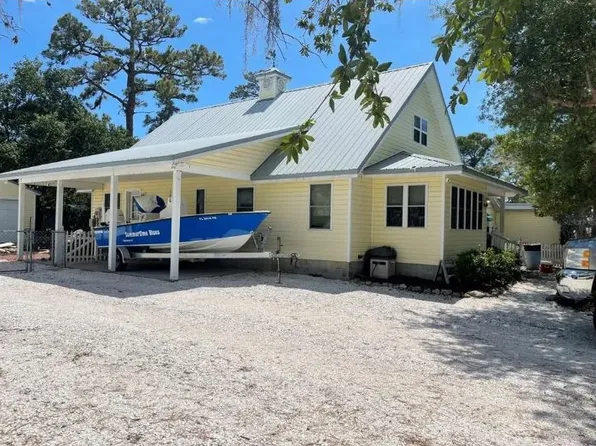 71 2nd Ave, Englewood, FL 34223