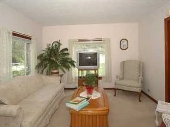 3844 Milla Ave NW, Comstock Park, MI 49321