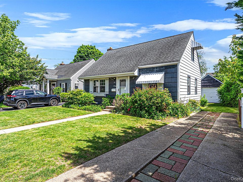 1st image of 1734 Bernard Street