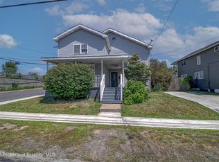 201 S Apple St, Dunmore, PA 18512