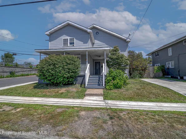 201 S Apple St, Dunmore, PA 18512