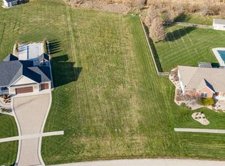 980 Fox Trail Ln, Somonauk, IL 60552