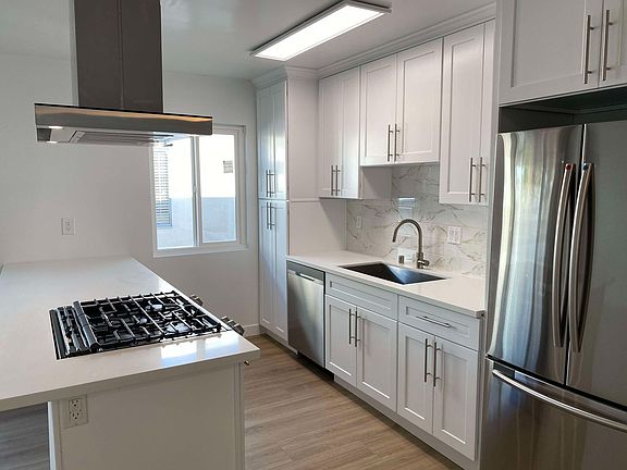 4th image of 3678 Watseka Ave #6
