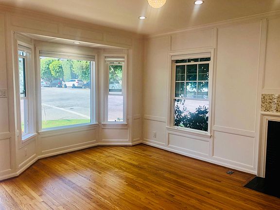 Living Room with Fireplace