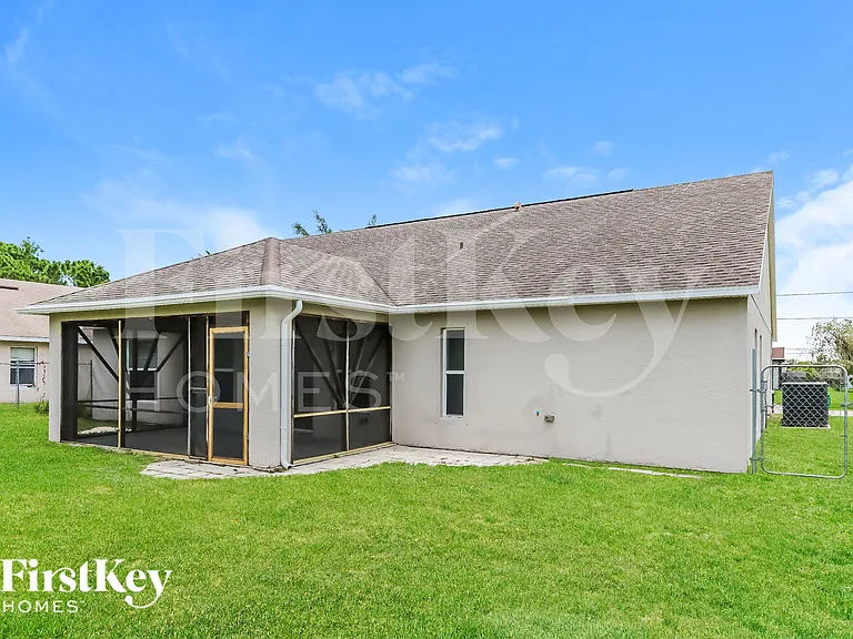 3526 SW Rosardo St — Photo 15