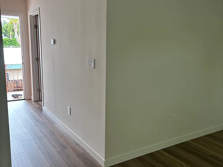 838 Roble Ave #4 — Photo 11