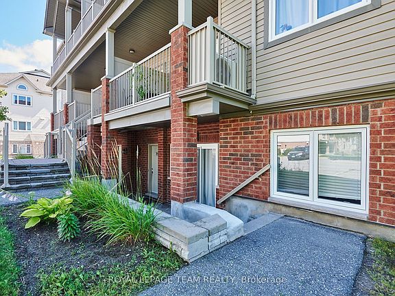 3rd image of 105 Fraser Fields Way #H