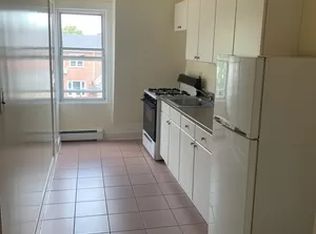 32-73 46th St #3, Astoria, NY 11103