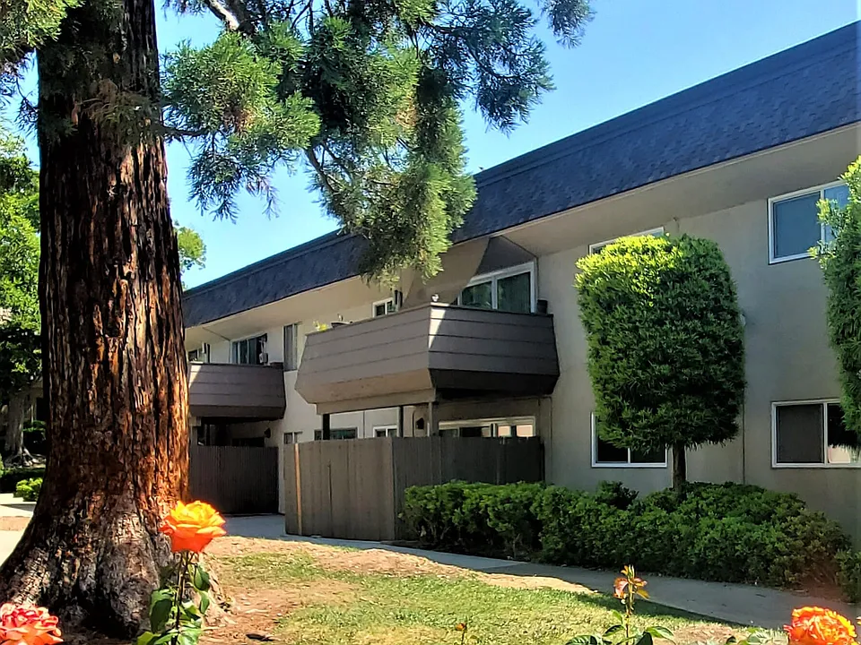 Hacienda Apartments