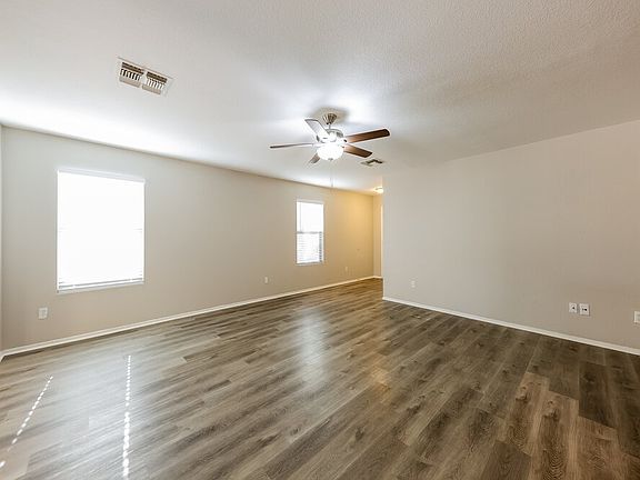 4th image of 3108 W Lucia Dr
