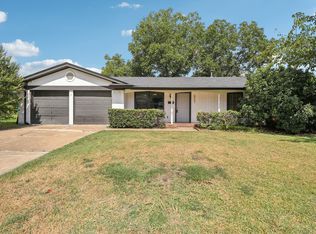 5737 Bonnie Wayne St, Haltom City, TX 76117