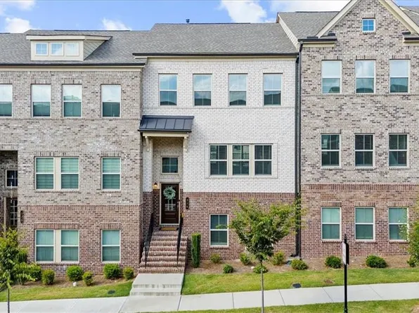 324 Commons Ave, Woodstock, GA 30188