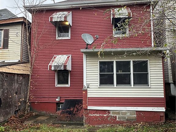 2nd image of 615 Division St