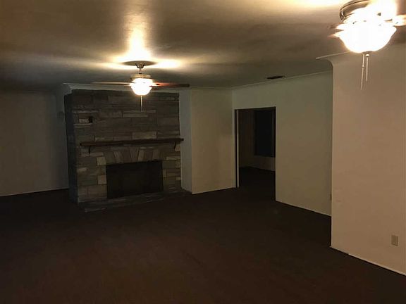 2nd image of 1934 Holton St