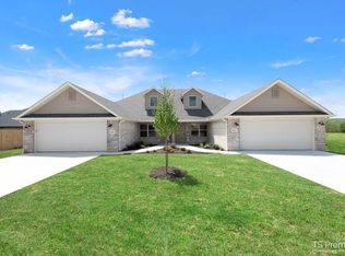 208 Industrial Park Rd #1&2, Prairie Grove, AR 72753