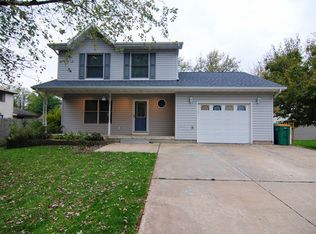 310 N Van Horn St, Braceville, IL 60407