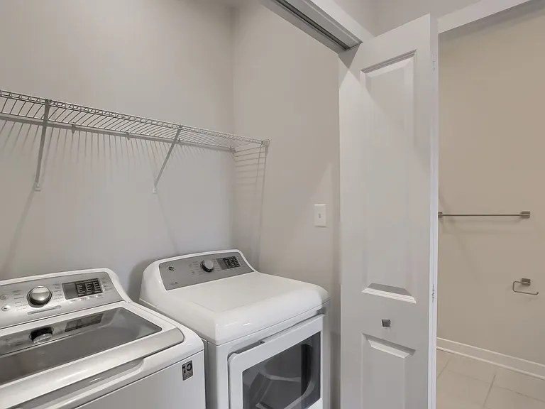 137 Moyer Hill Dr — Photo 25