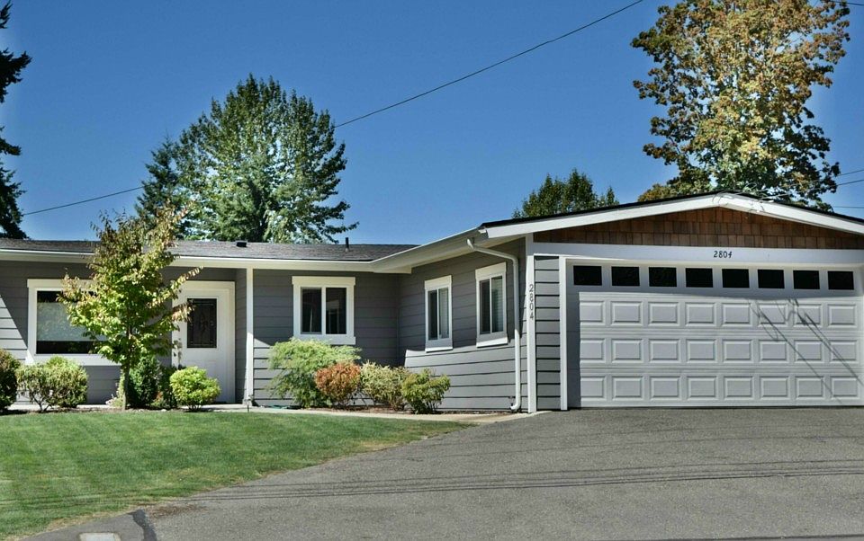 1st image of 2804 67th Ave W