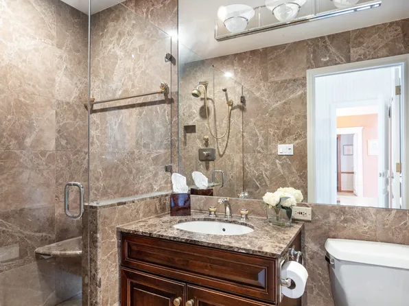 785 5th Avenue image 12 of 14