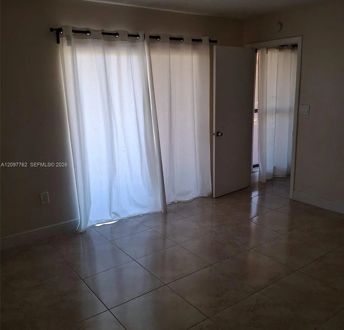 Terranova Condo #10 — Photo 2