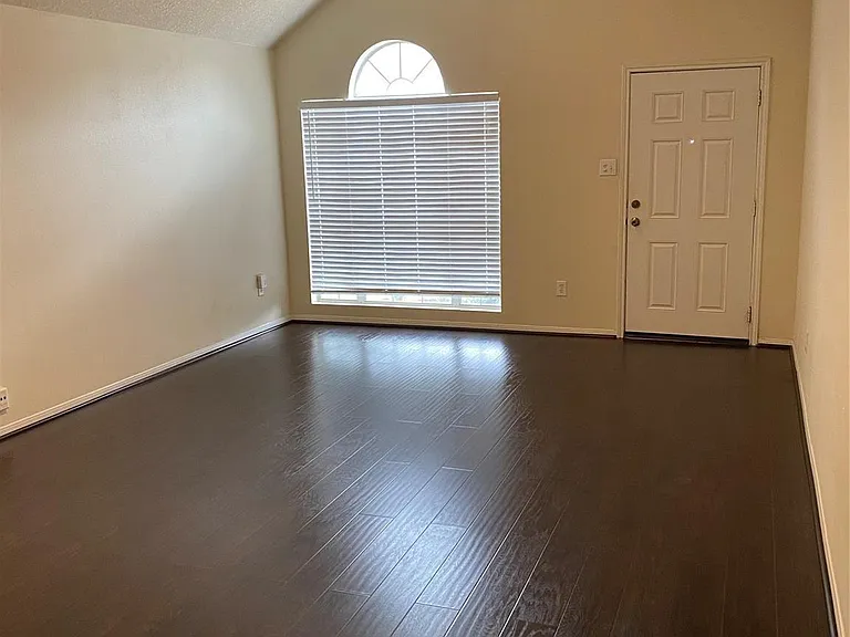 22531 Goss Spring Ct — Photo 2